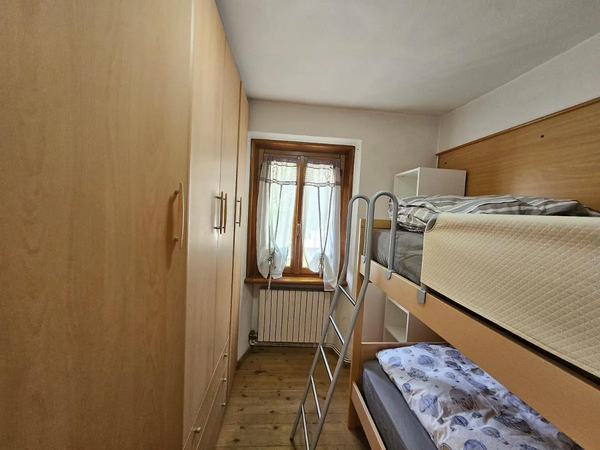 Apartment The Yellow House Bormio Italy